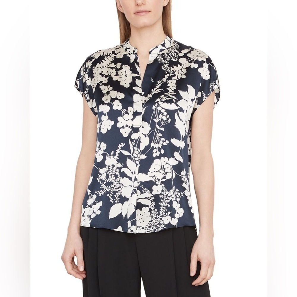 VINCE Arboretum 100% Silk Navy Blue Size Small NWT